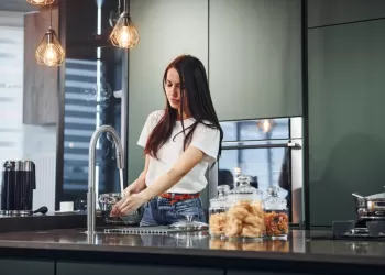 En Kullanışlı Evye Hangisi? Kalite, Dayanıklılık ve Estetik İçin En İyi Seçenekler!