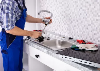 Granit Tezgah Altı Evye: Mutfaklarınızda Fonksiyonel ve Zarif Çözümler